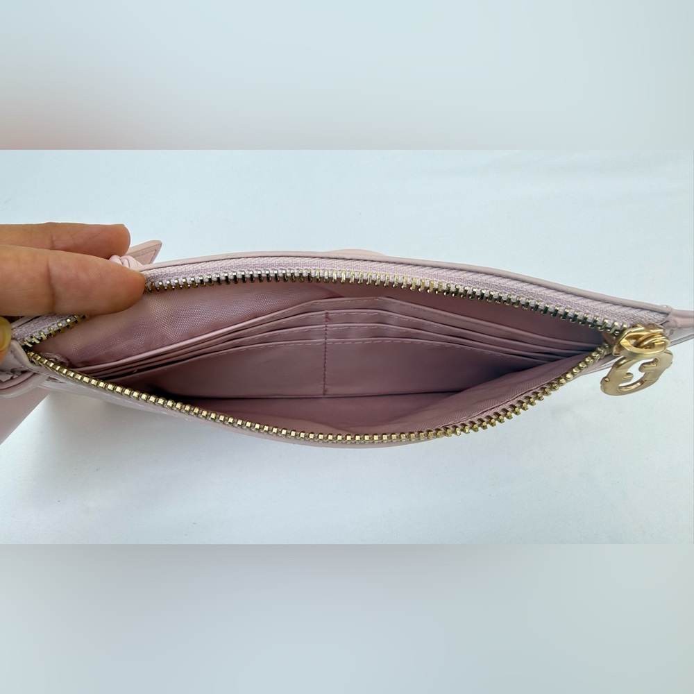 ๐ Stylish Pink Wristlet Wallet Set โ 2 Pieces! ๐ - Picture 9 of 16